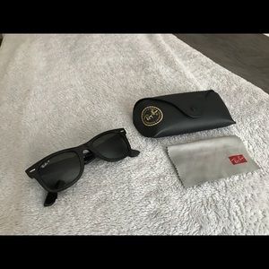 Ray ban wayfarer sunglasses